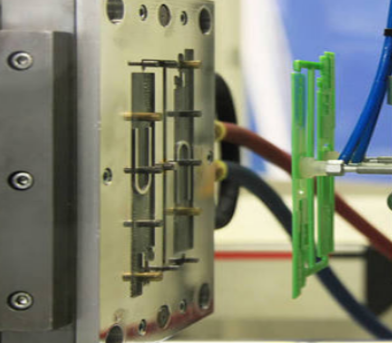 深圳模具注塑厂的产业链